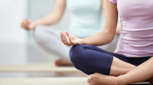 Read more about the article A meditação traz benefícios para a menopausa ?
